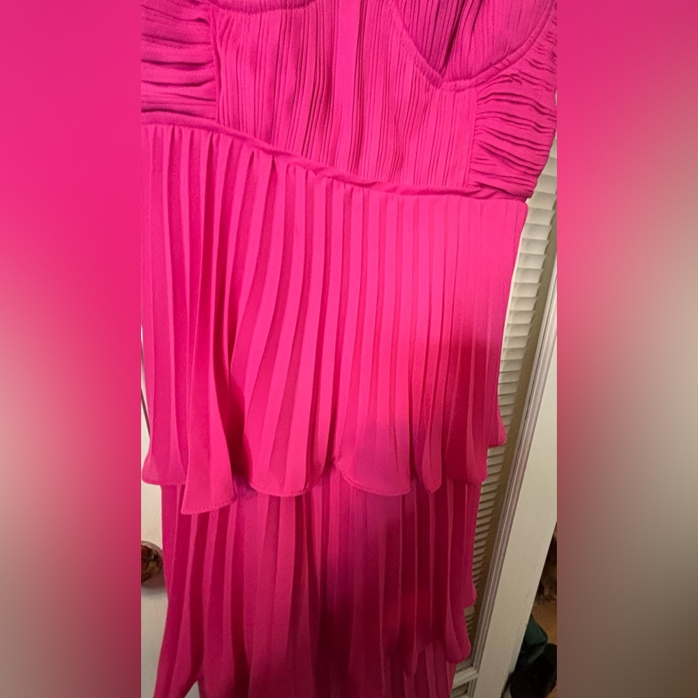 Lulu’s Cascading Crushed HotPink Midi Dress-Size Large - Picture 10 of 16